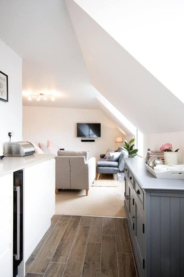 Modern Apartment In The Heart Of Oxford With Secure Underground Parking Exterior foto