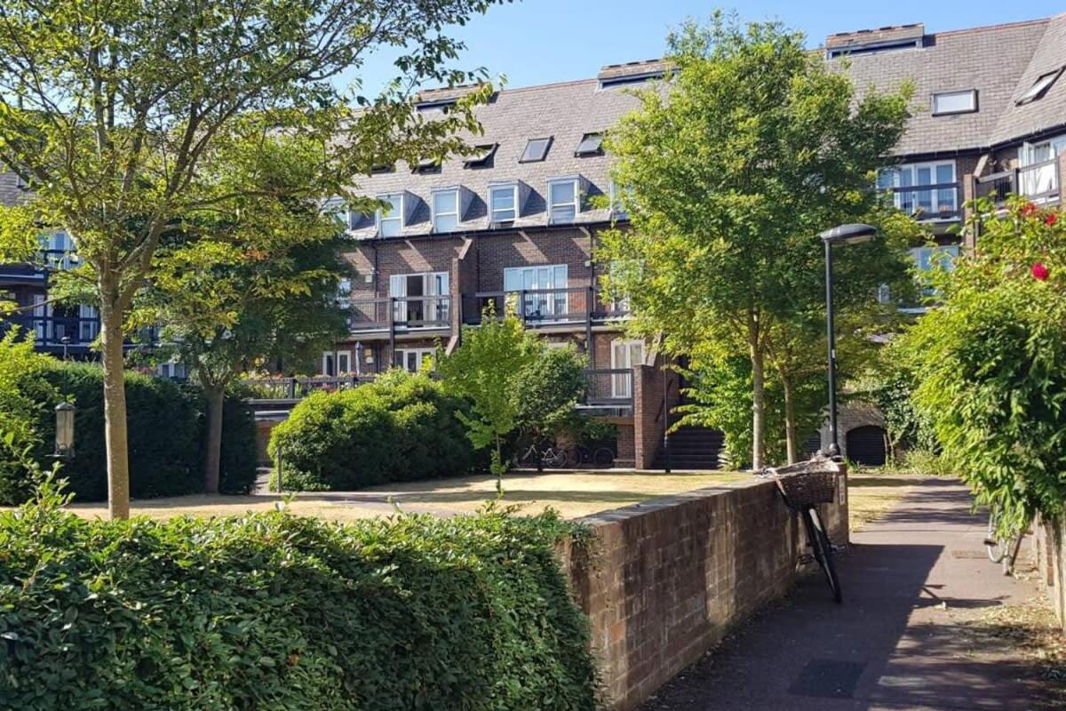Modern Apartment In The Heart Of Oxford With Secure Underground Parking Exterior foto
